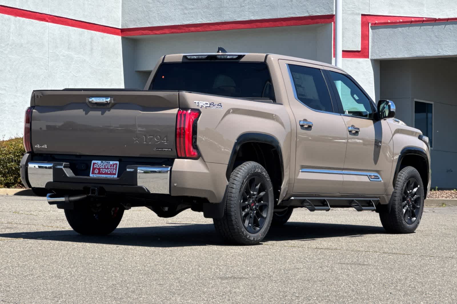 Thumbnail: 2026 Toyota Tundra - 2