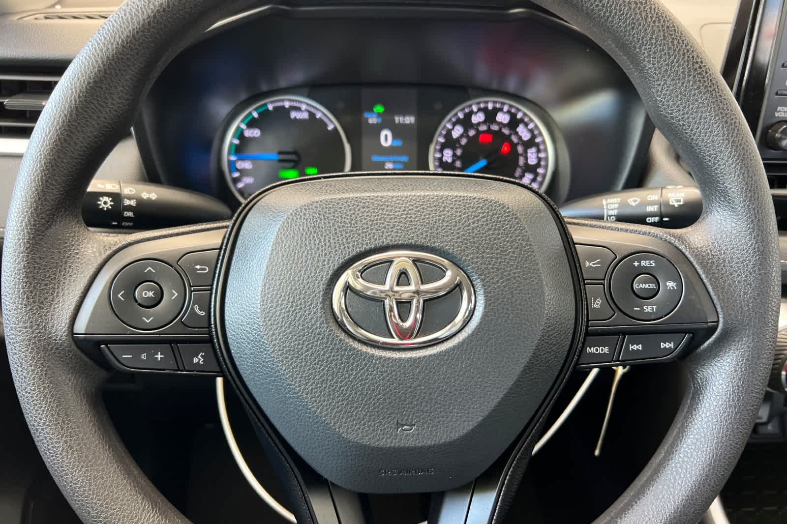 Thumbnail: 2021 Toyota RAV4 - 24