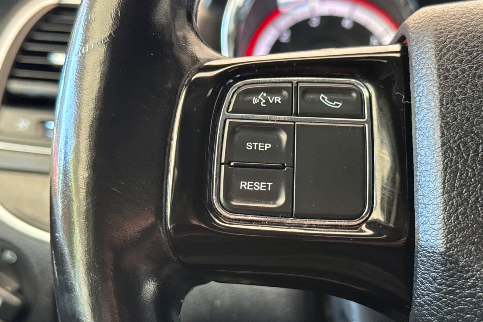 Thumbnail: 2019 Dodge Grand Caravan - 24