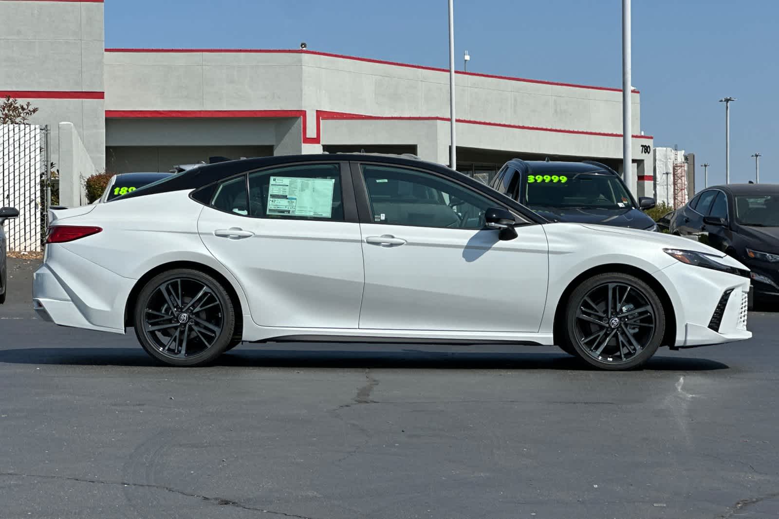 2025 Toyota Camry XSE 8