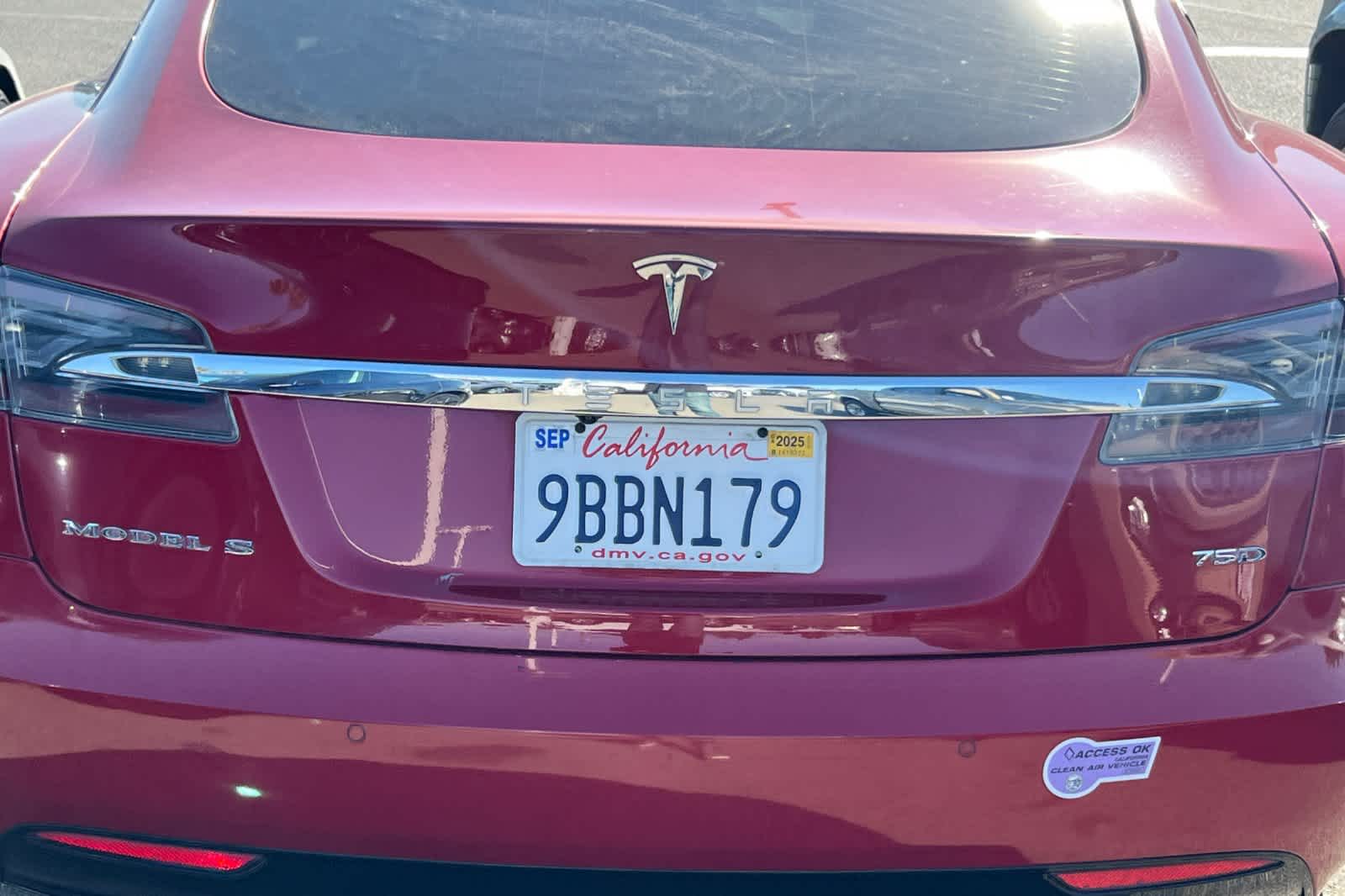 Thumbnail: 2018 Tesla Model S - 15
