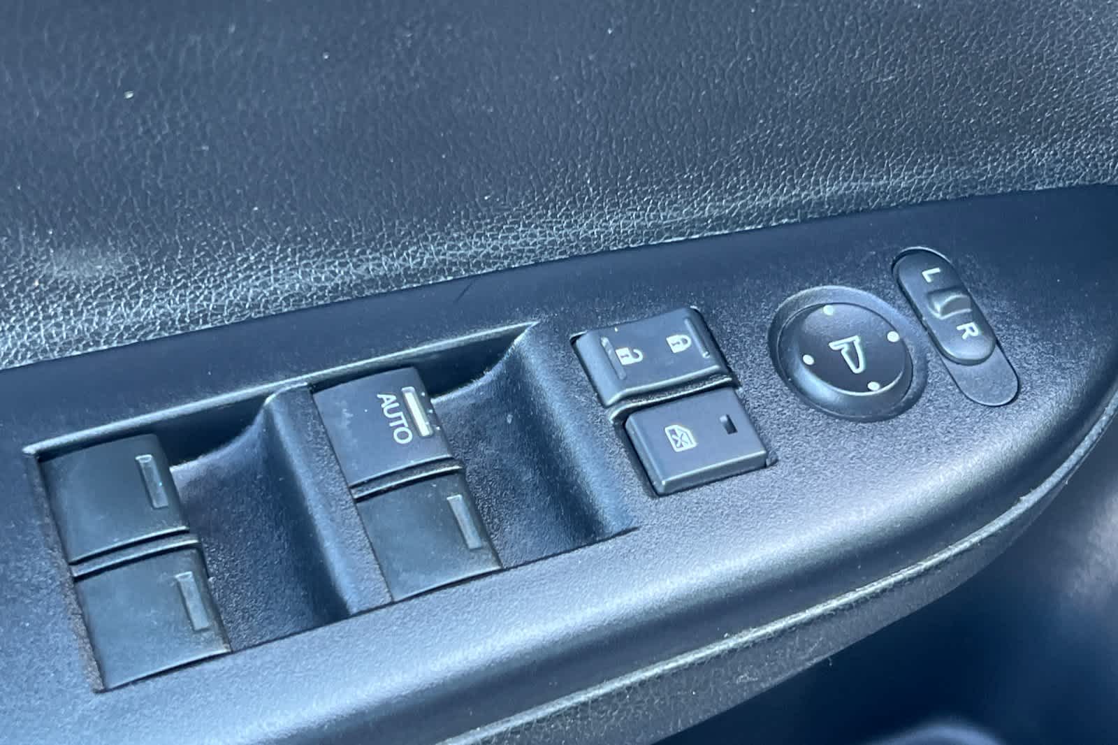 Thumbnail: 2013 Honda Accord - 13