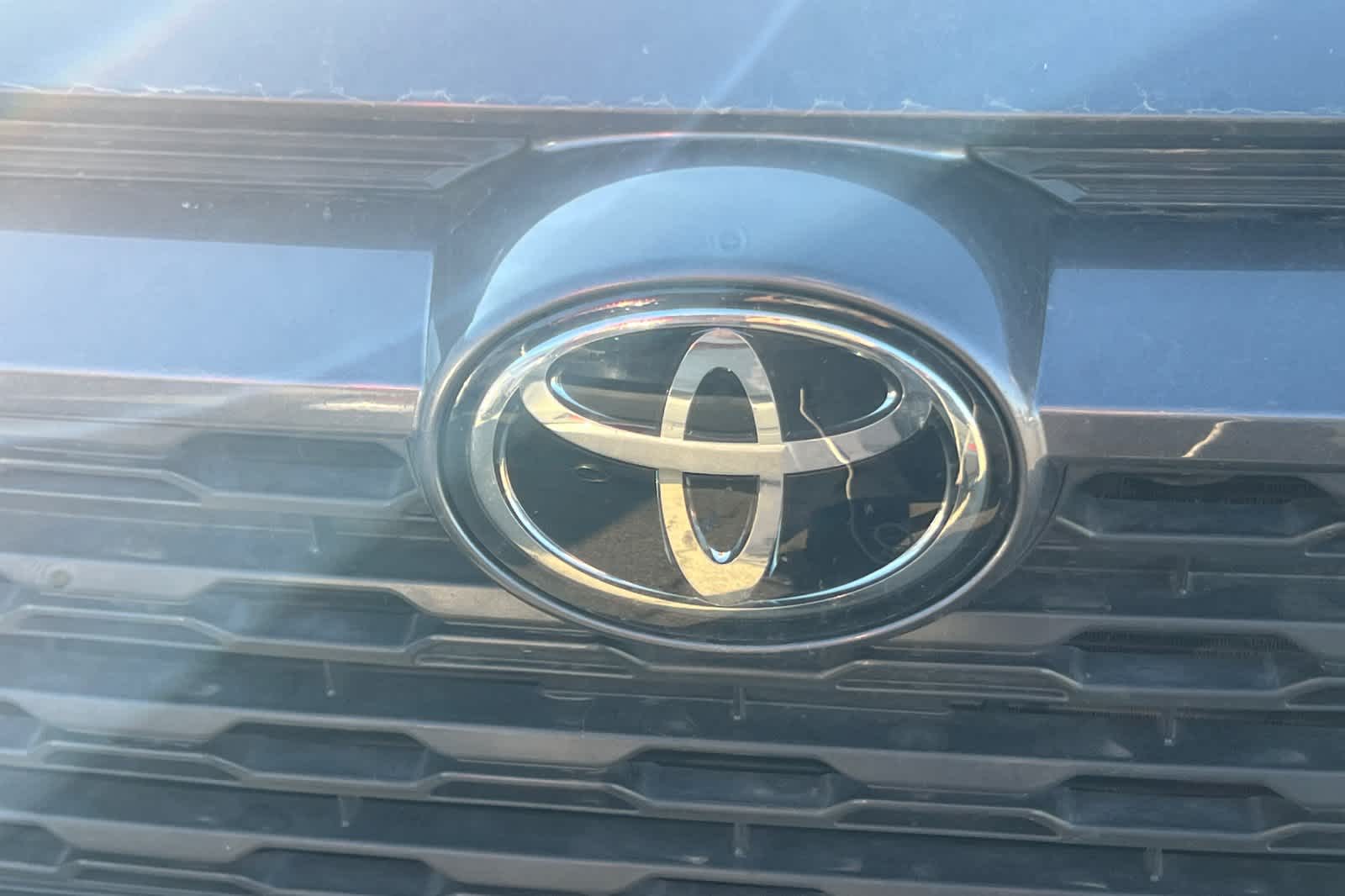 Thumbnail: 2024 Toyota RAV4 - 10