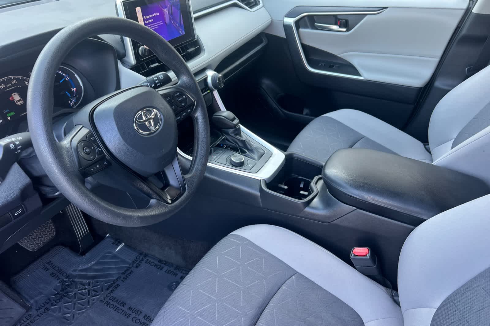 Thumbnail: 2023 Toyota RAV4 - 11