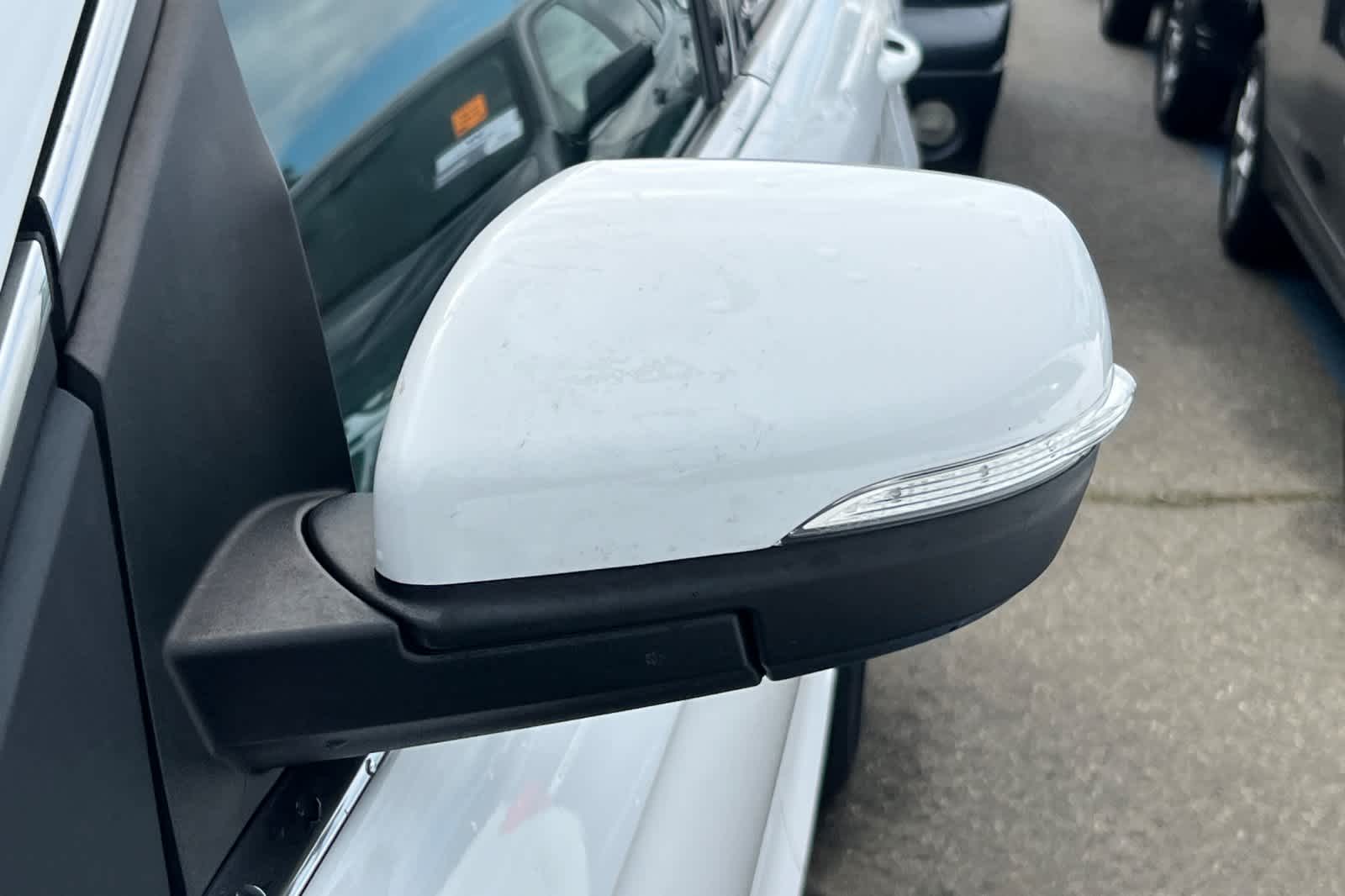 Thumbnail: 2020 Ford Edge - 21