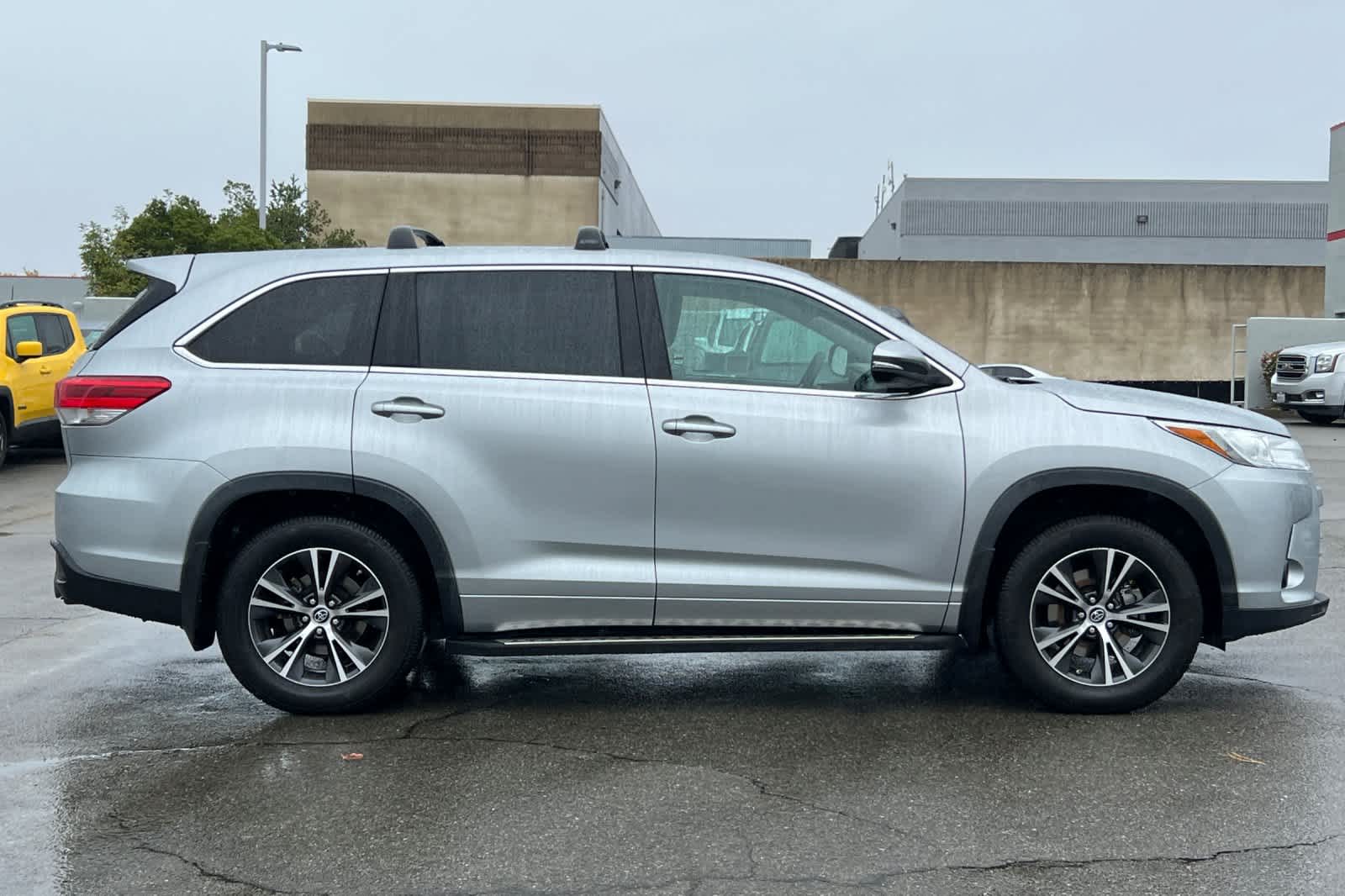 Thumbnail: 2018 Toyota Highlander - 6