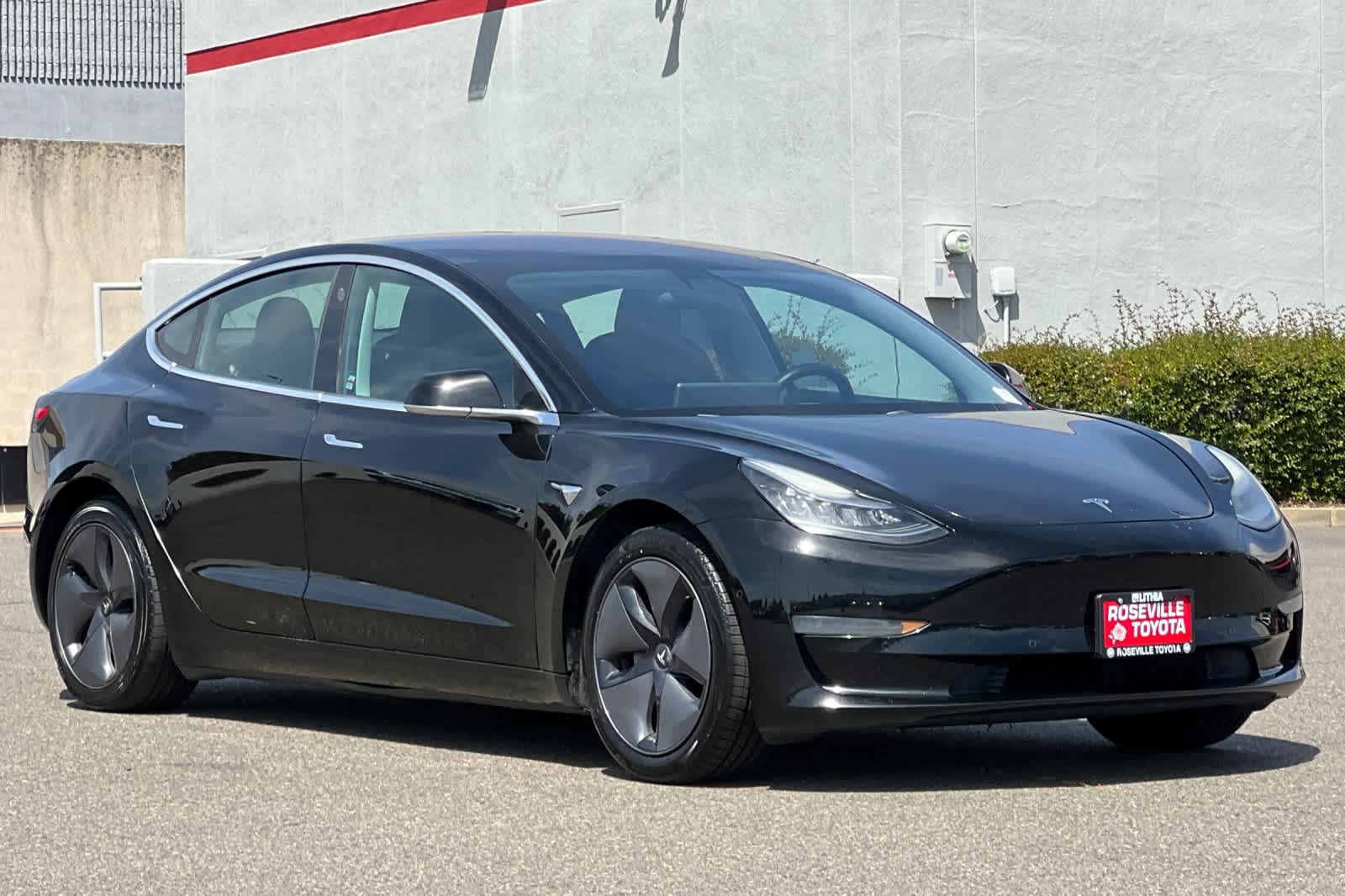 Thumbnail: 2019 Tesla Model 3 - 5