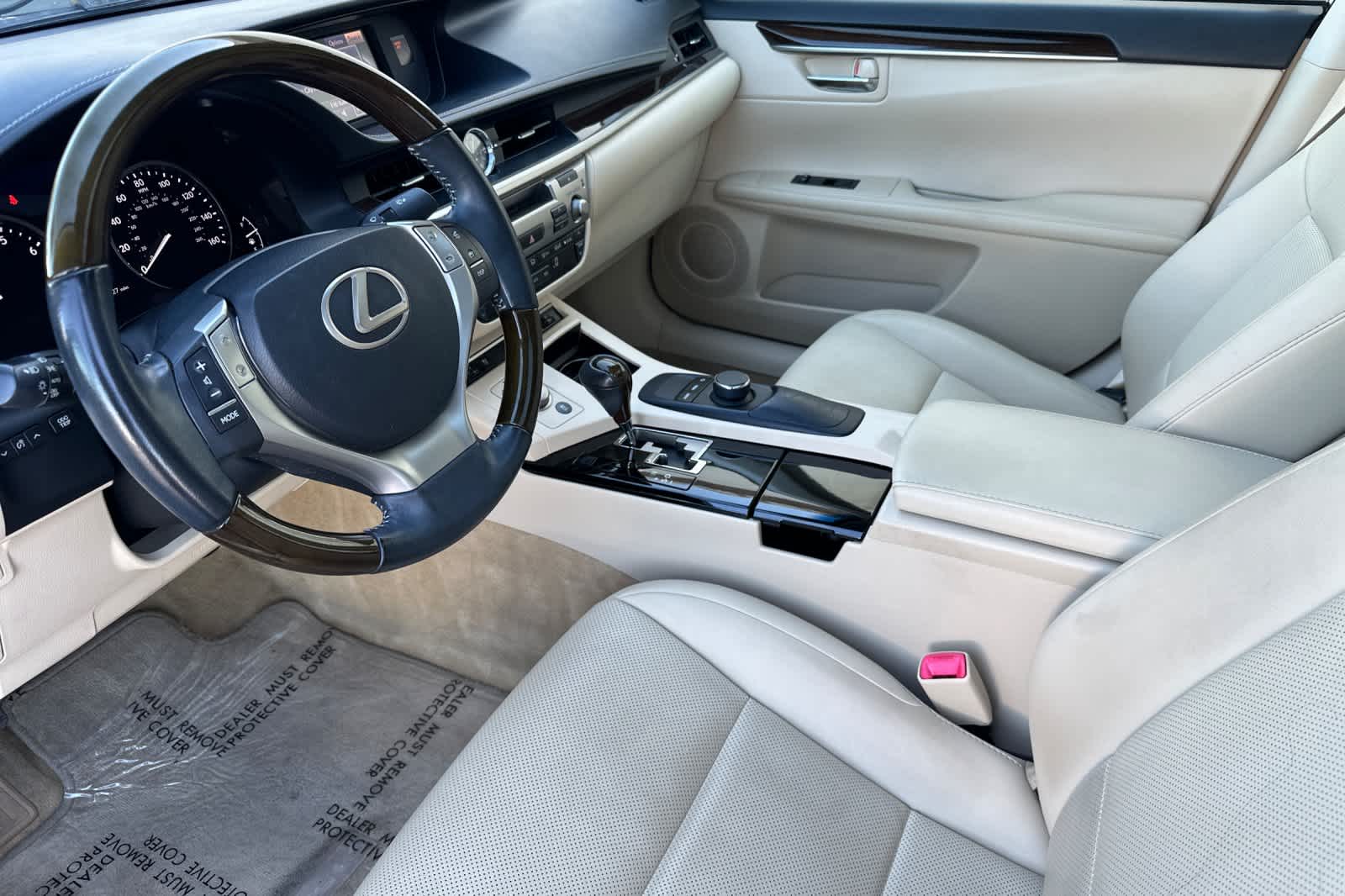Thumbnail: 2014 Lexus ES - 11