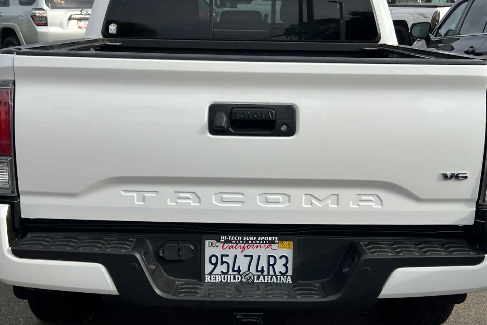 Thumbnail: 2023 Toyota Tacoma - 16