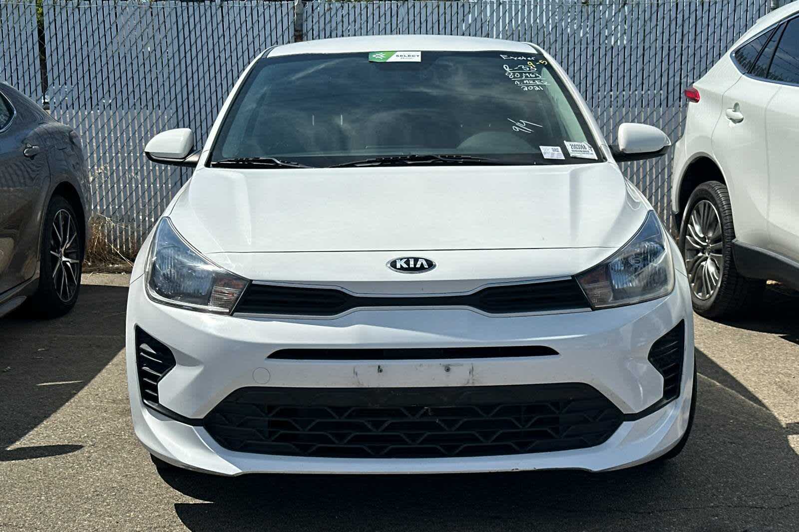 Thumbnail: 2021 Kia Rio - 6