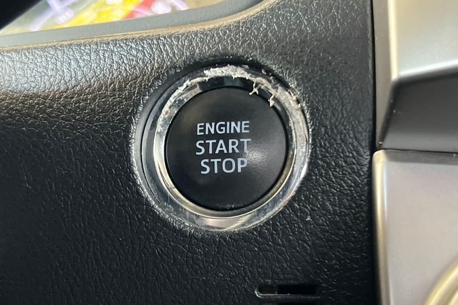 Thumbnail: 2020 Toyota 4Runner - 25