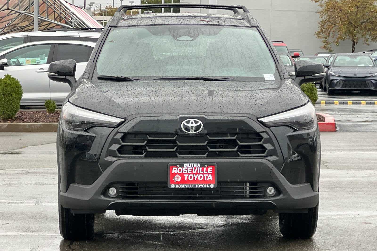 Thumbnail: 2026 Toyota Corolla Cross - 10