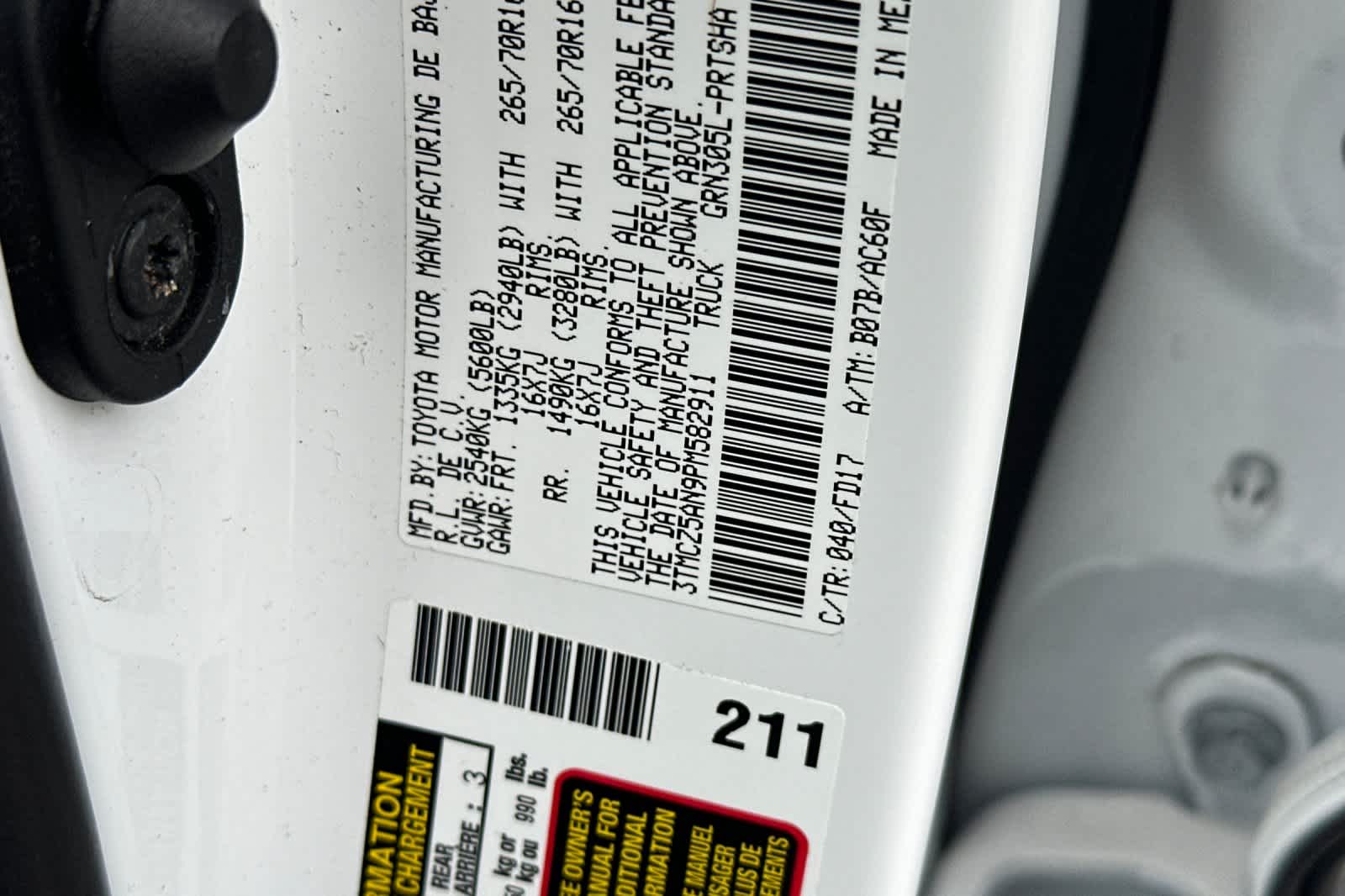 Thumbnail: 2023 Toyota Tacoma - 33