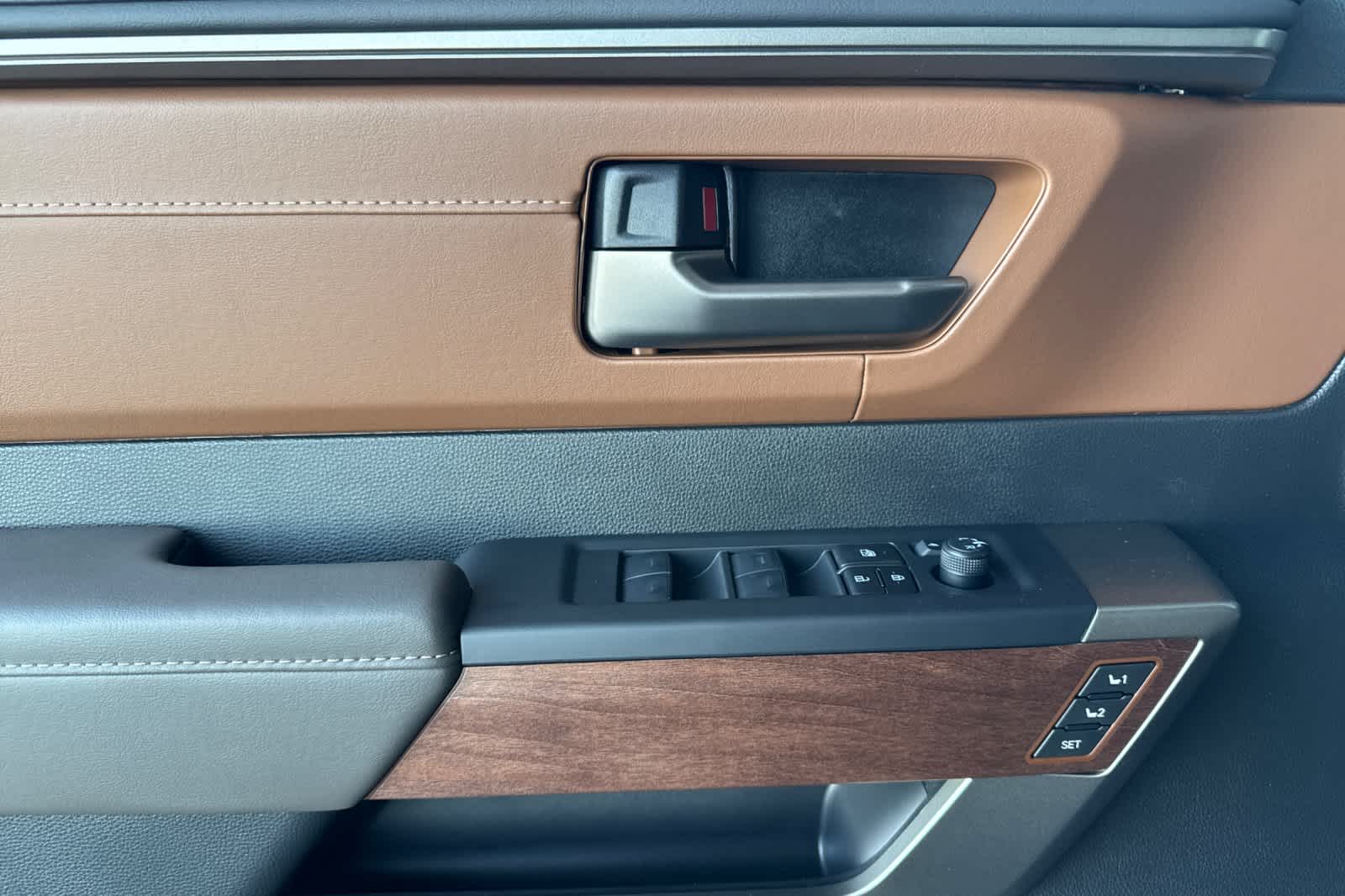 Thumbnail: 2026 Toyota Tundra - 12