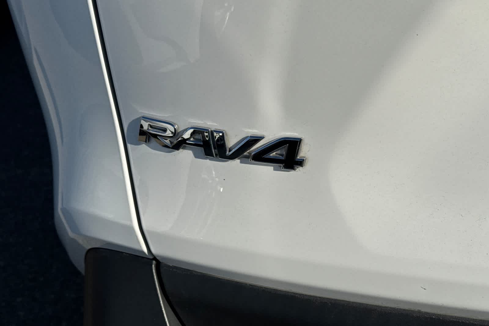 Thumbnail: 2024 Toyota RAV4 - 7