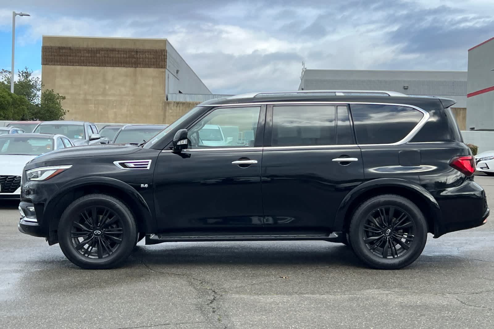Thumbnail: 2019 INFINITI QX80 - 9