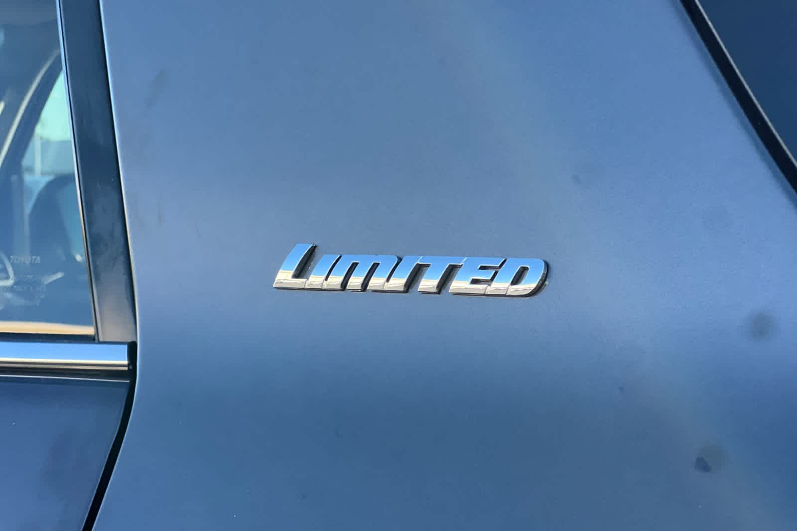 Thumbnail: 2018 Toyota 4Runner - 28