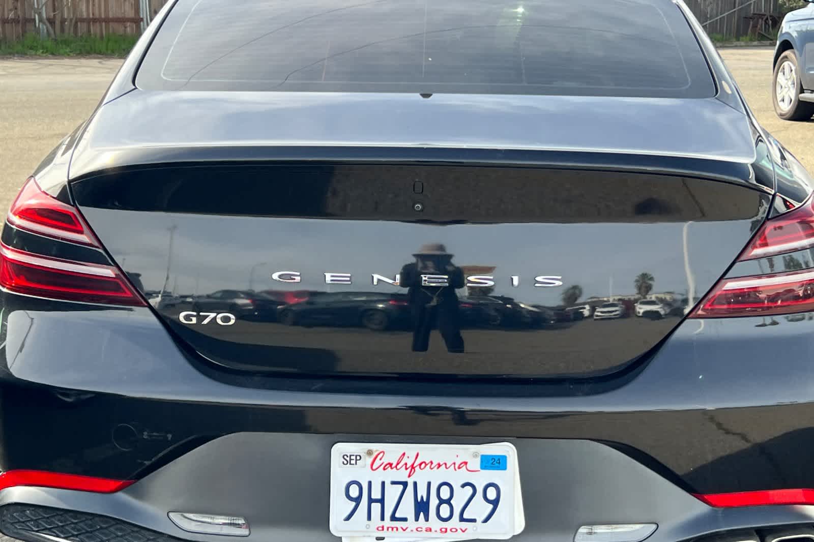 Thumbnail: 2022 Genesis G70 - 16