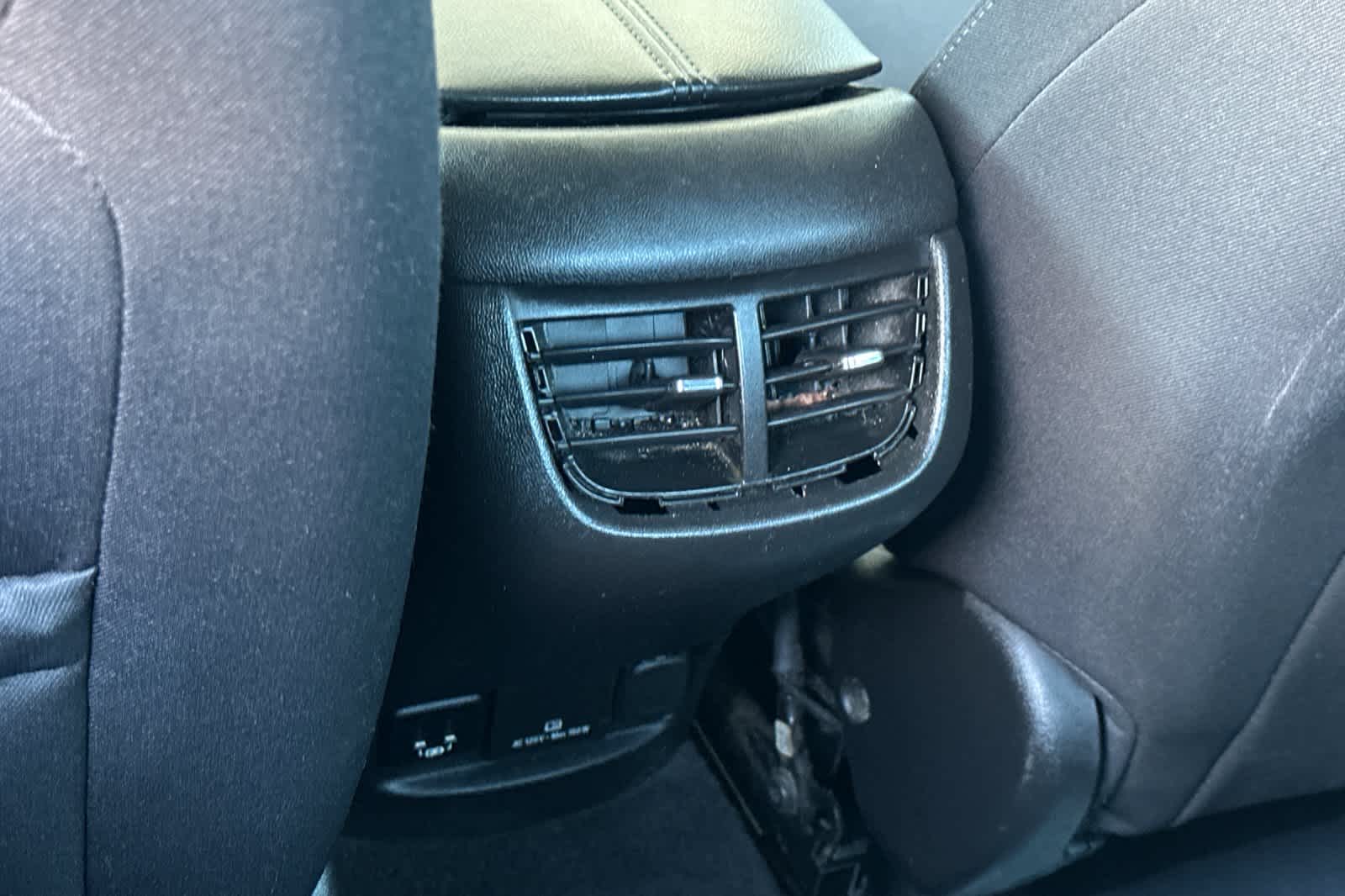 Thumbnail: 2017 Chevrolet Malibu - 14