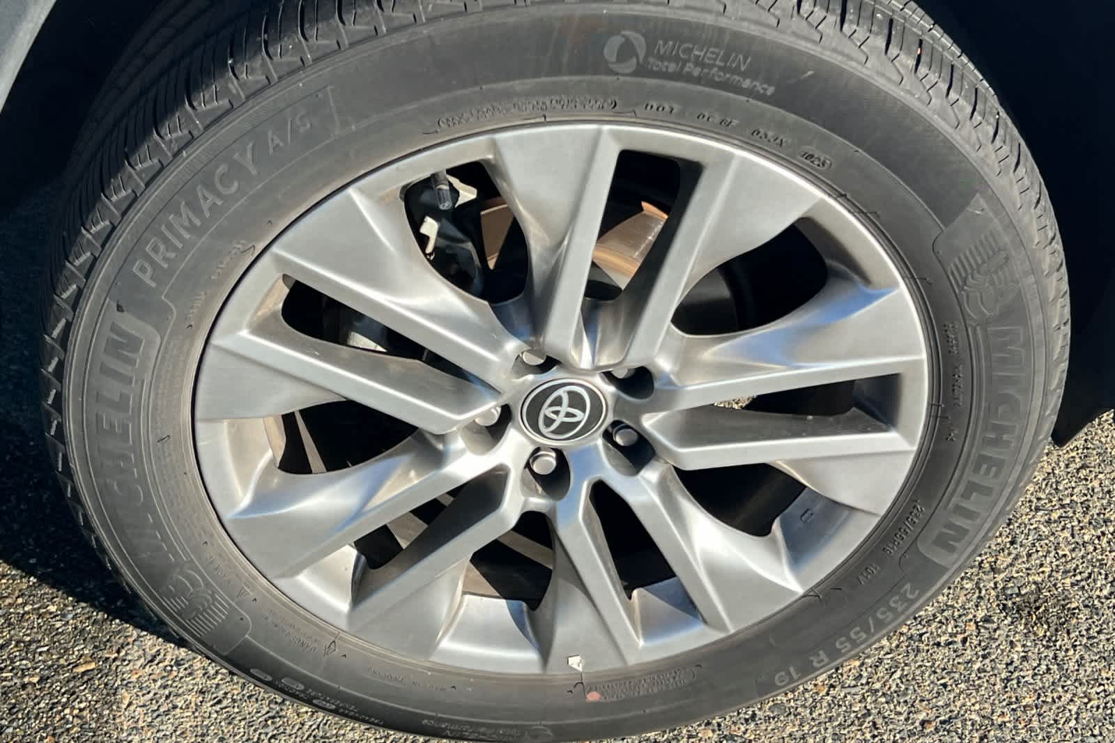 Thumbnail: 2023 Toyota RAV4 - 14