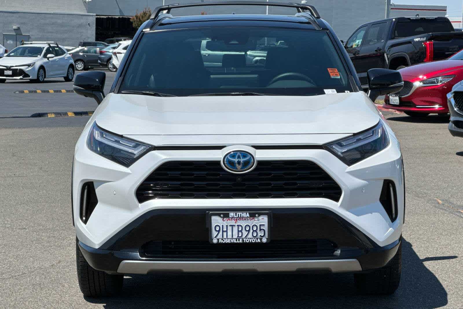 Thumbnail: 2023 Toyota RAV4 - 10