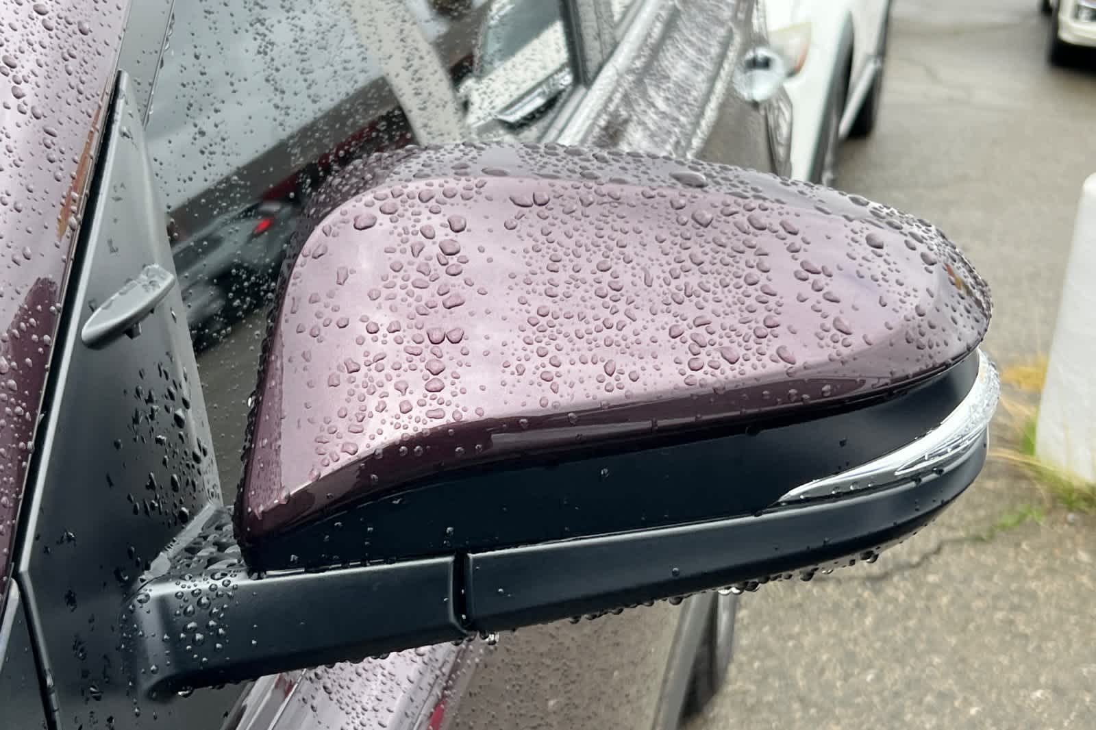 Thumbnail: 2017 Toyota RAV4 - 21