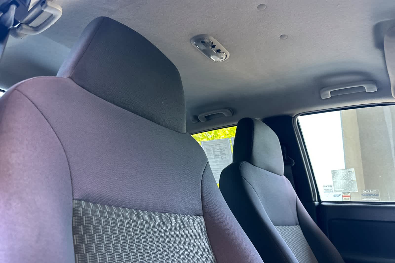 Thumbnail: 2009 Chevrolet Colorado - 16