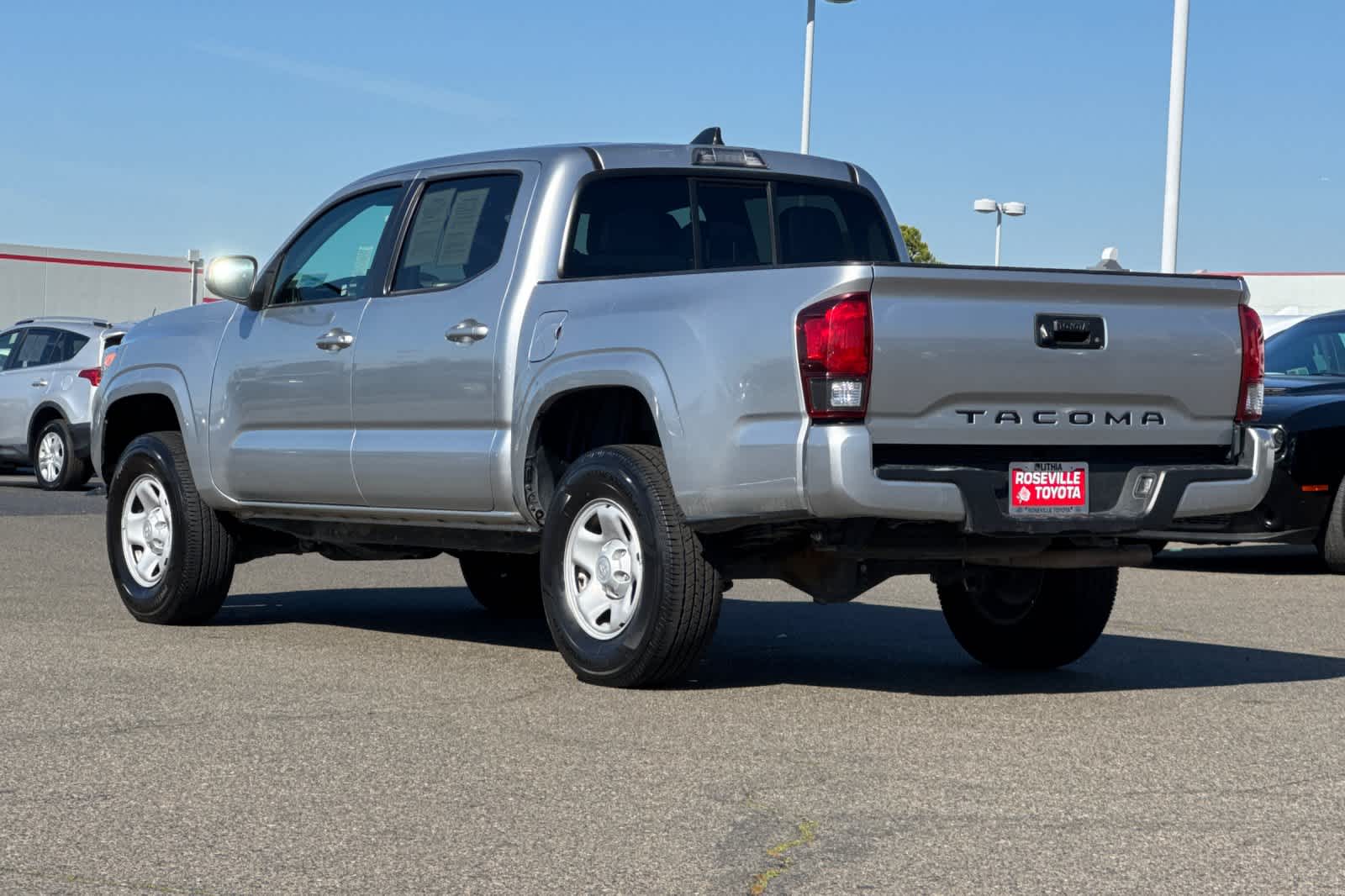 Thumbnail: 2022 Toyota Tacoma - 7