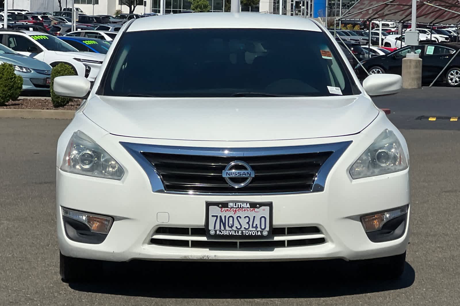 Thumbnail: 2015 Nissan Altima - 10