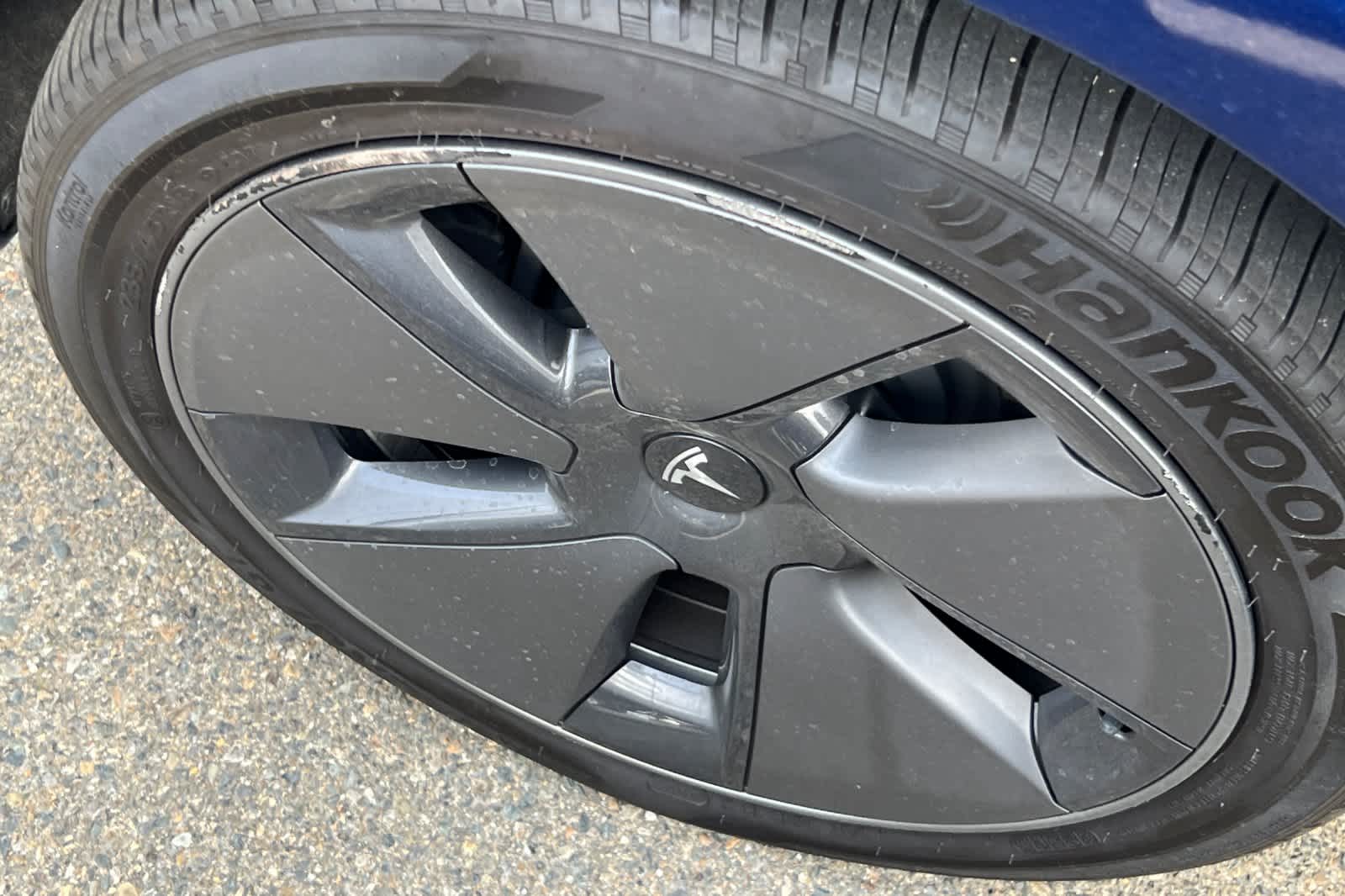 Thumbnail: 2023 Tesla Model 3 - 17