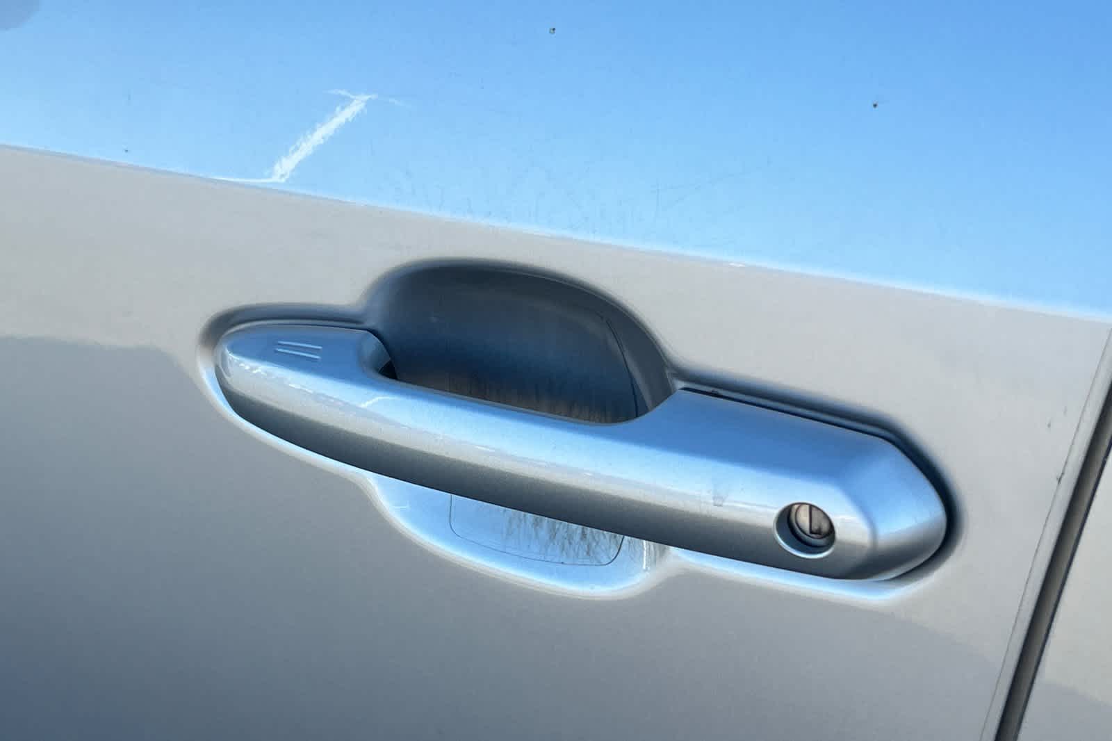 Thumbnail: 2023 Toyota RAV4 - 18