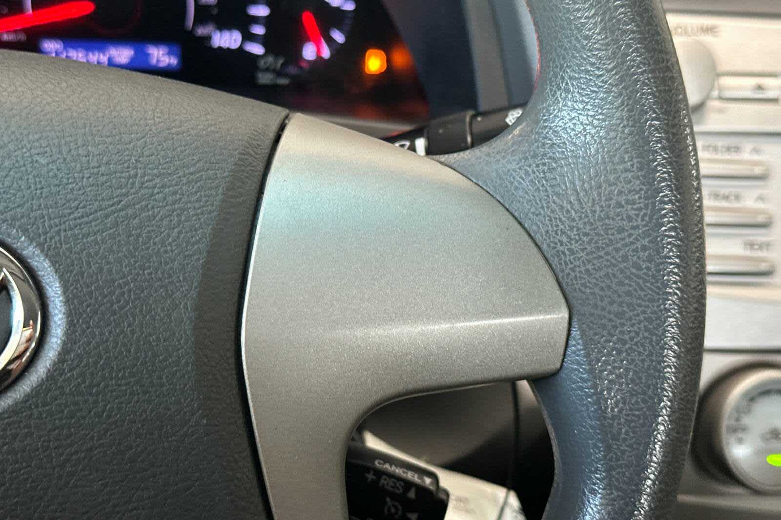 Thumbnail: 2011 Toyota Camry - 24