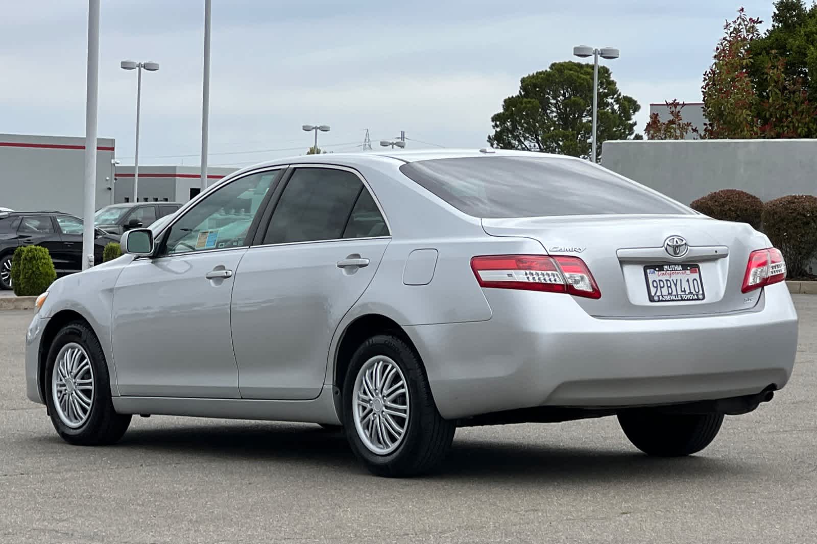 Thumbnail: 2011 Toyota Camry - 7