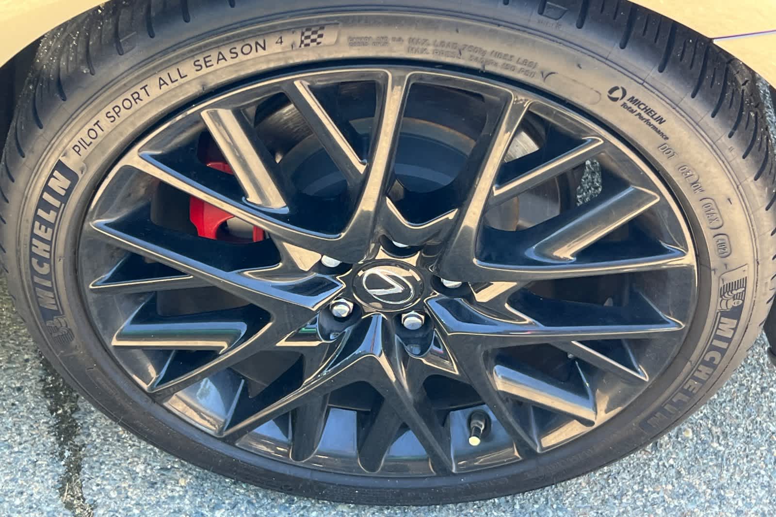 Thumbnail: 2017 Lexus RC - 22