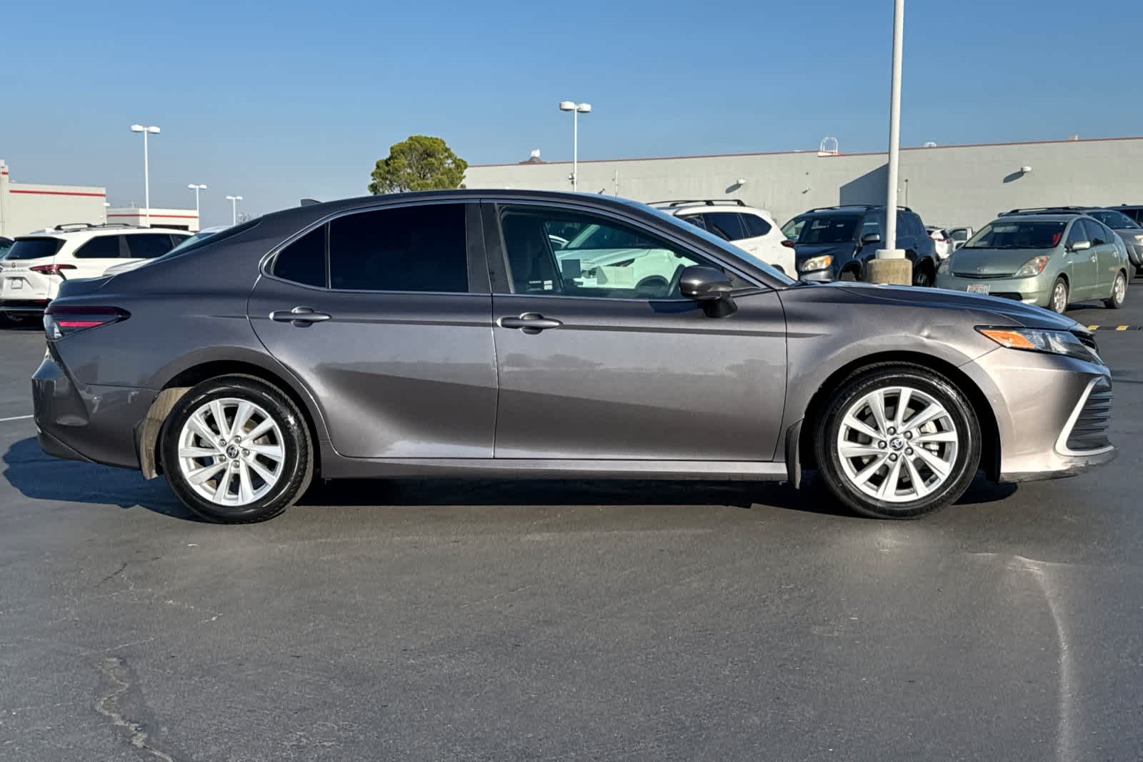 Thumbnail: 2023 Toyota Camry - 6