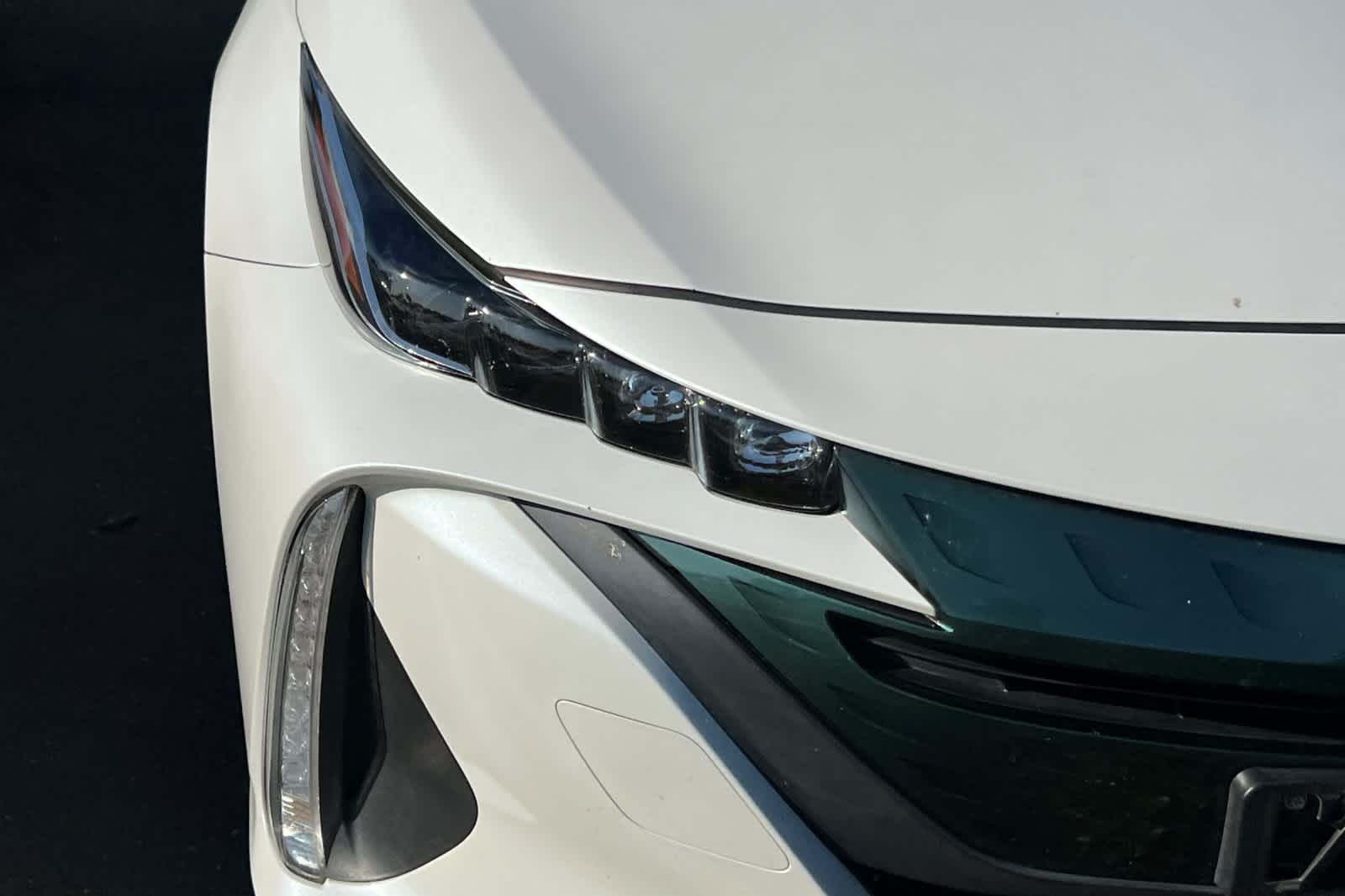 Thumbnail: 2018 Toyota Prius Prime - 8