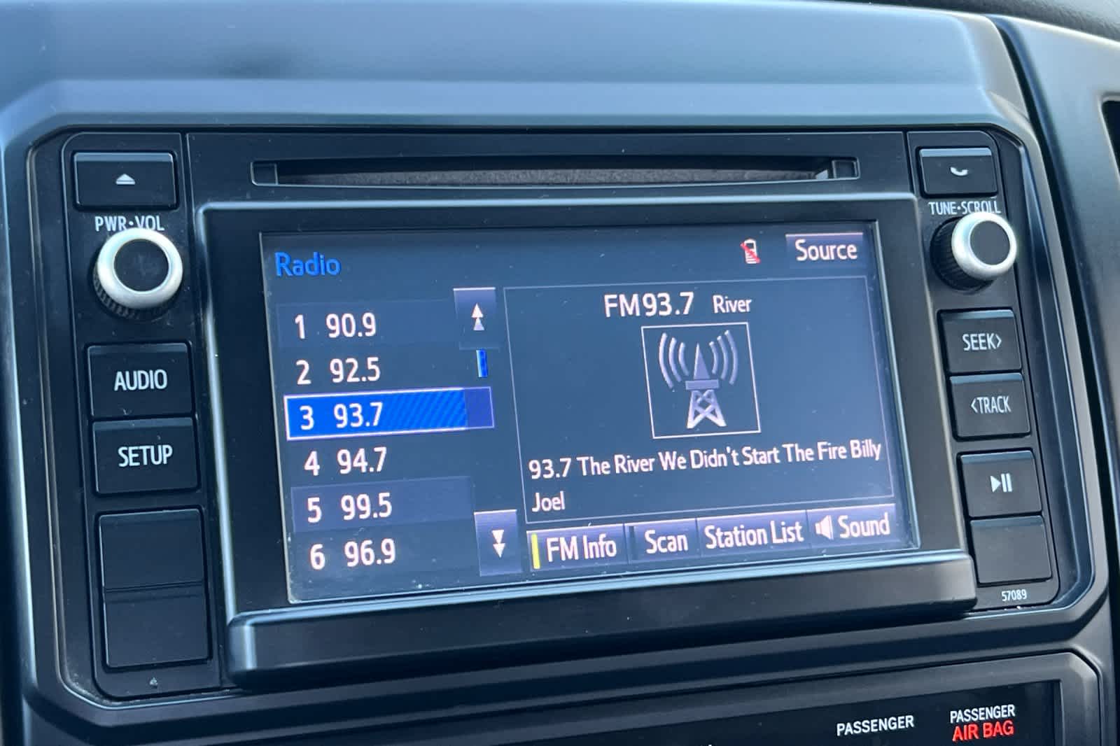 Thumbnail: 2014 Toyota Tacoma - 19