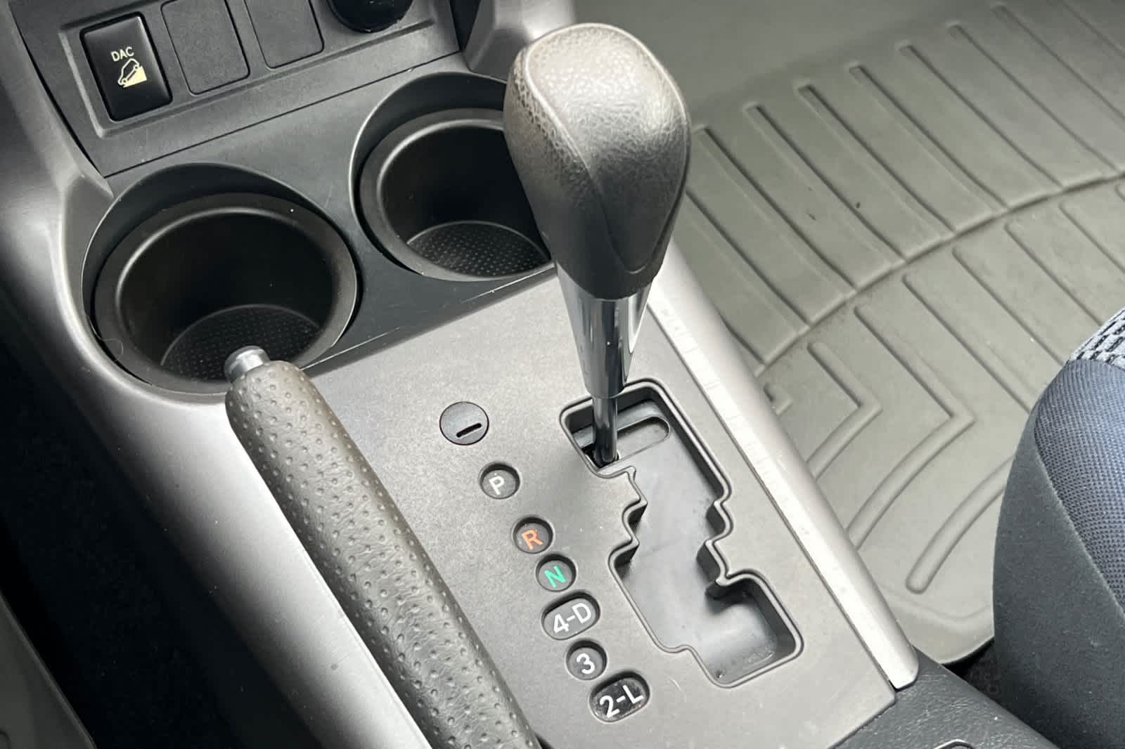 Thumbnail: 2008 Toyota RAV4 - 21