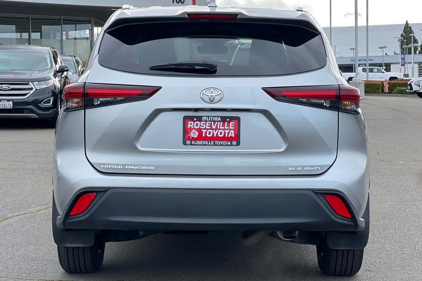 Thumbnail: 2024 Toyota Highlander - 8