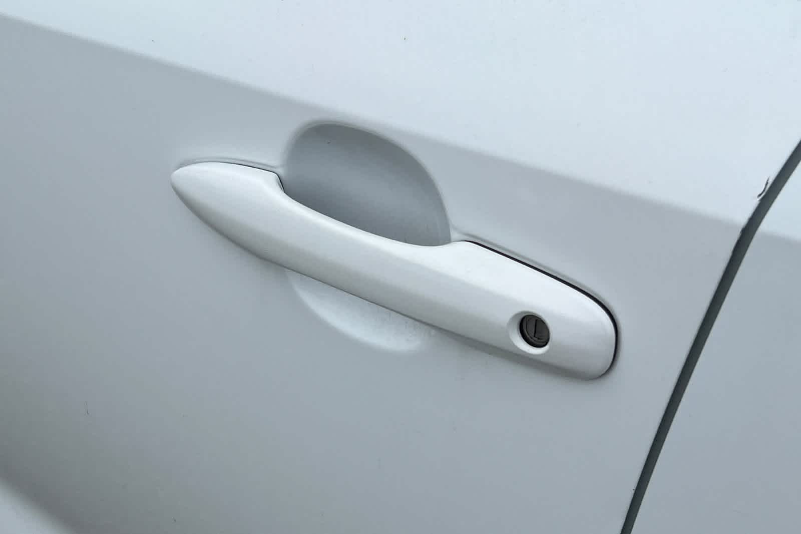 Thumbnail: 2022 Toyota Corolla - 17