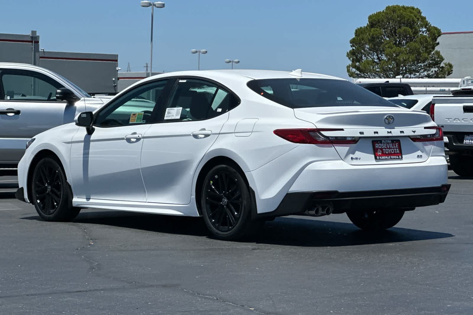 Thumbnail: 2026 Toyota Camry - 6