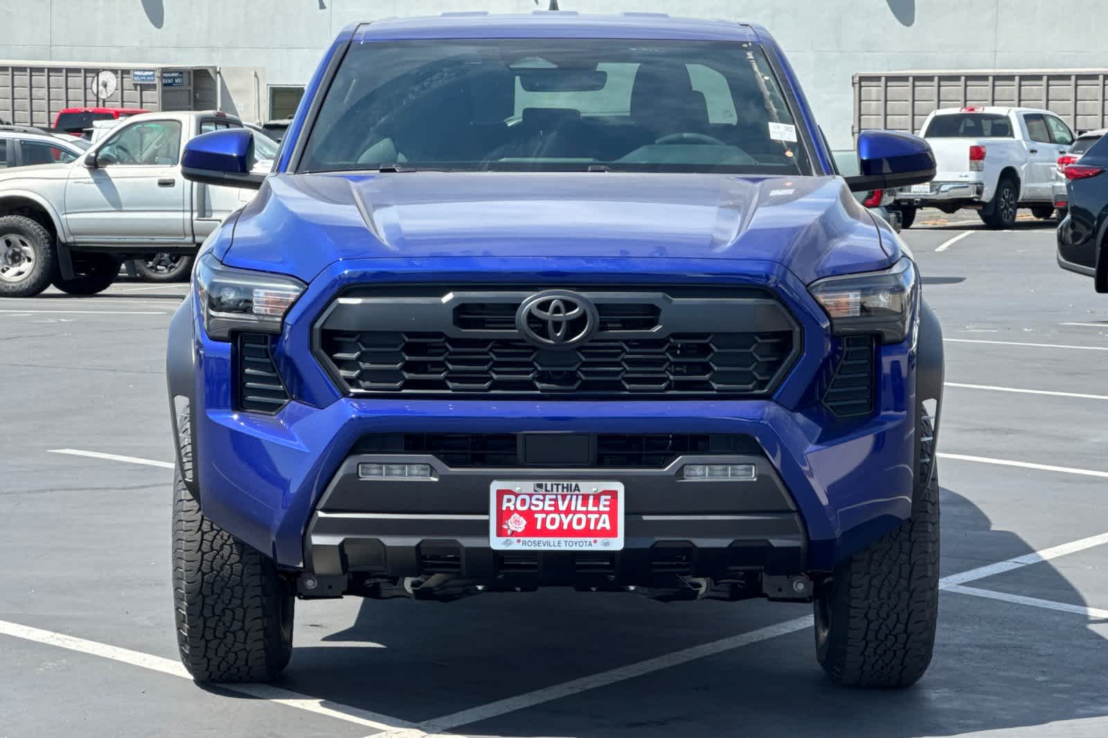 2025 Toyota Tacoma TRD Off-Road 10