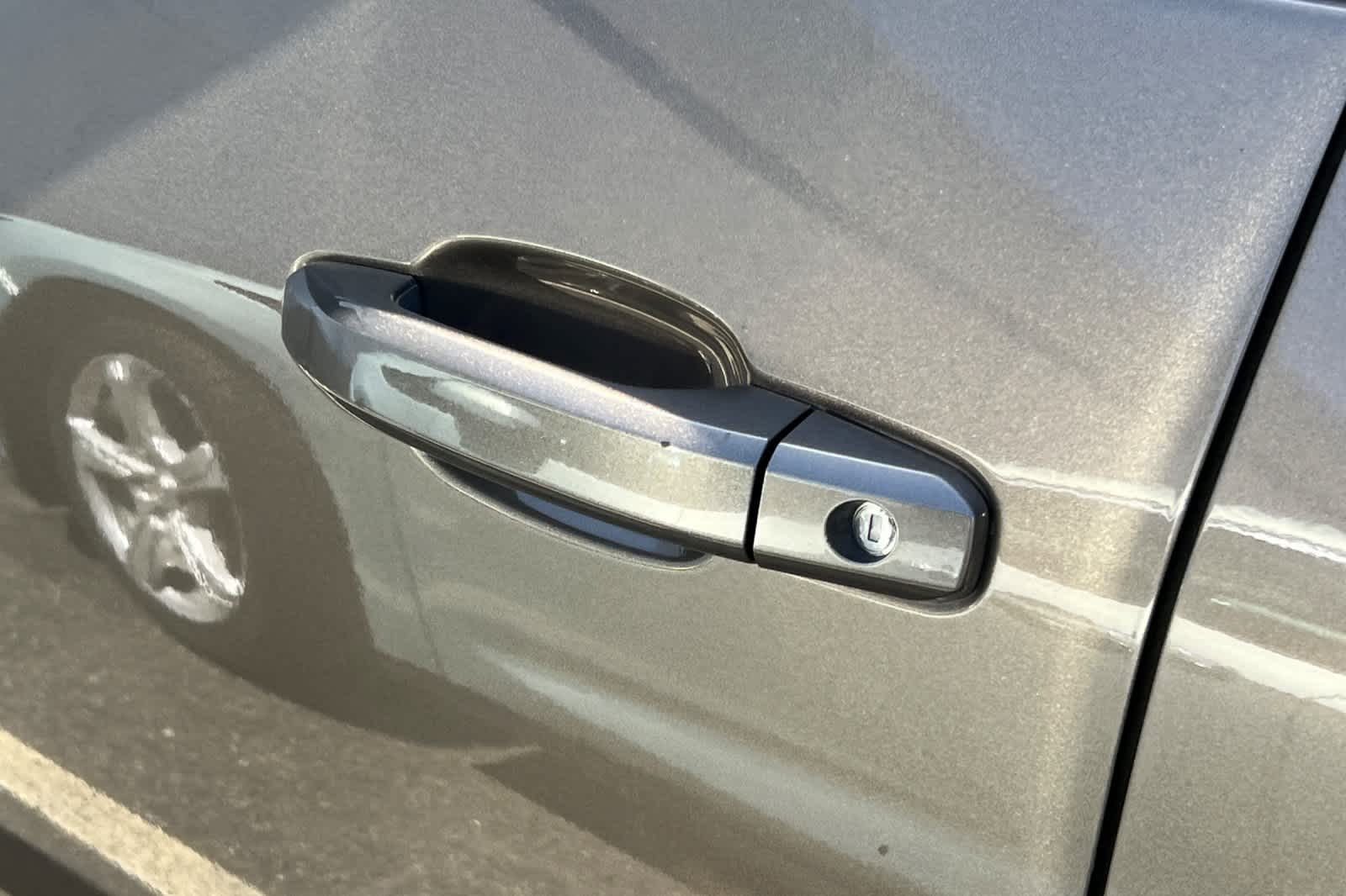 Thumbnail: 2015 Chevrolet Silverado 1500 - 7