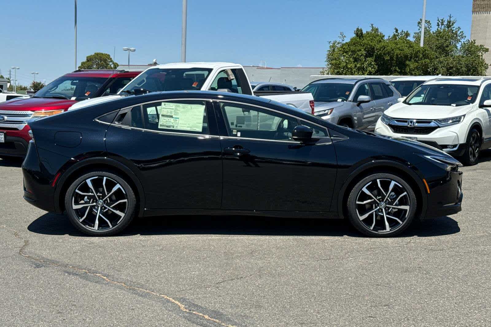 Thumbnail: 2025 Toyota Prius - 8
