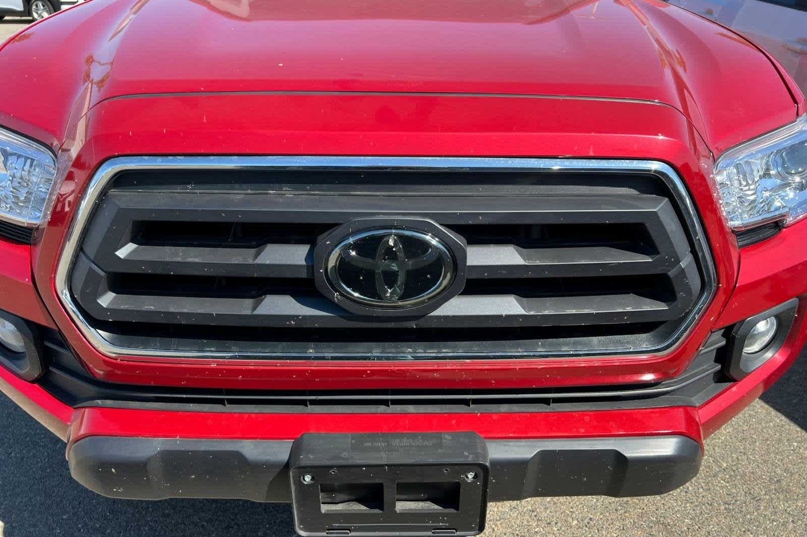 Thumbnail: 2023 Toyota Tacoma - 9
