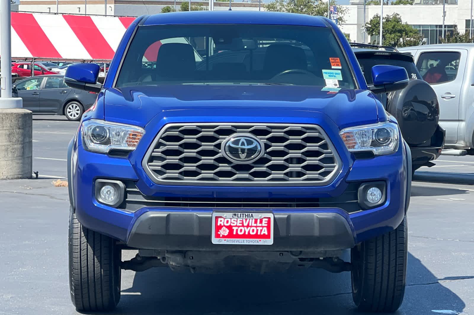 Thumbnail: 2023 Toyota Tacoma - 10