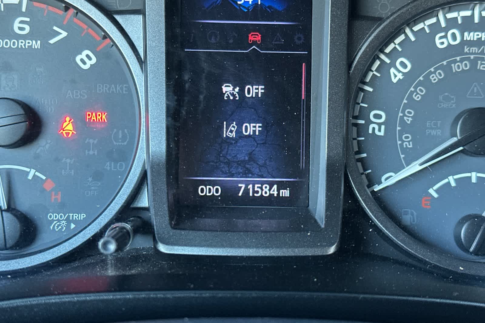 Thumbnail: 2019 Toyota Tacoma - 27