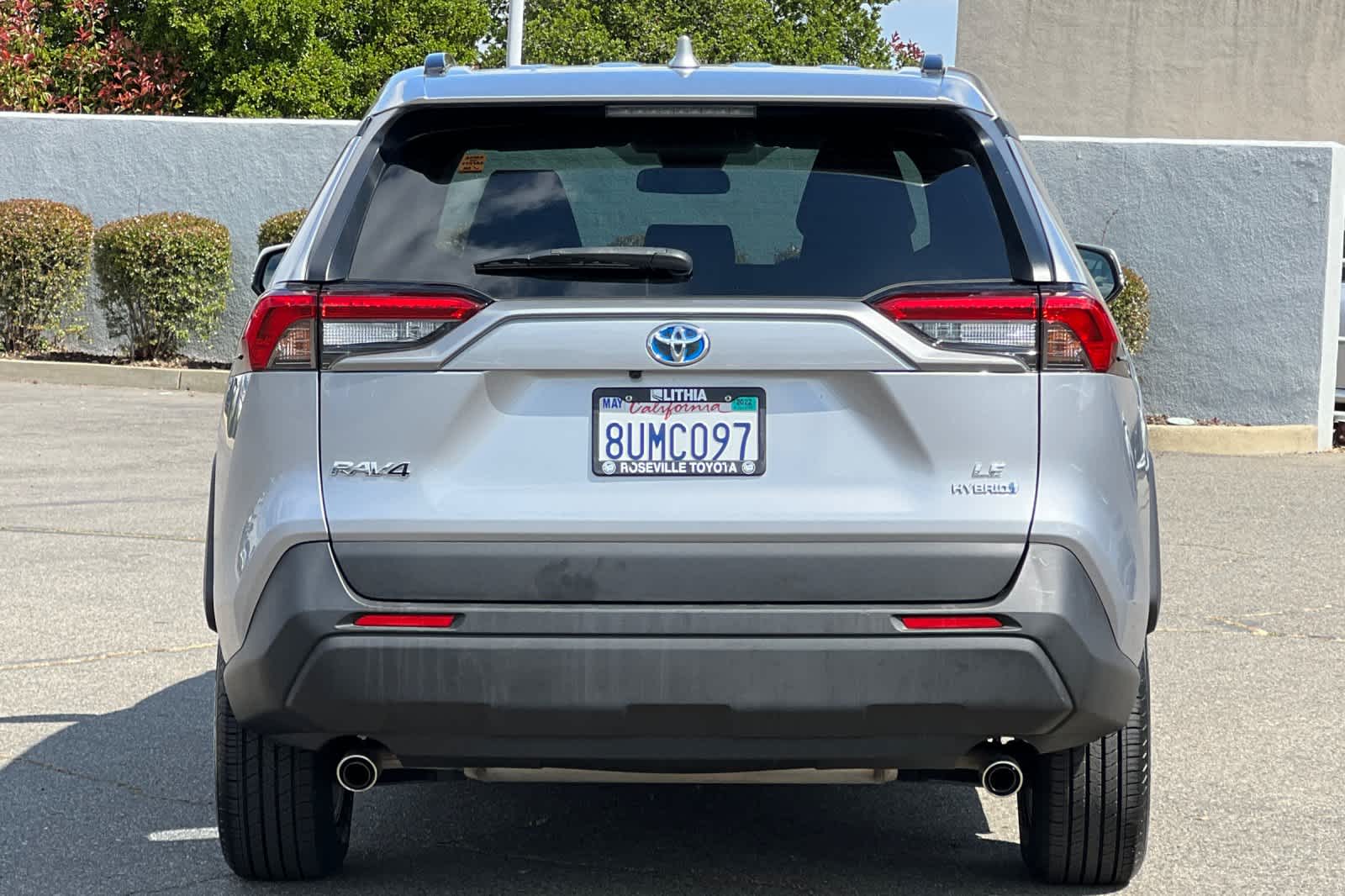 Thumbnail: 2021 Toyota RAV4 - 8