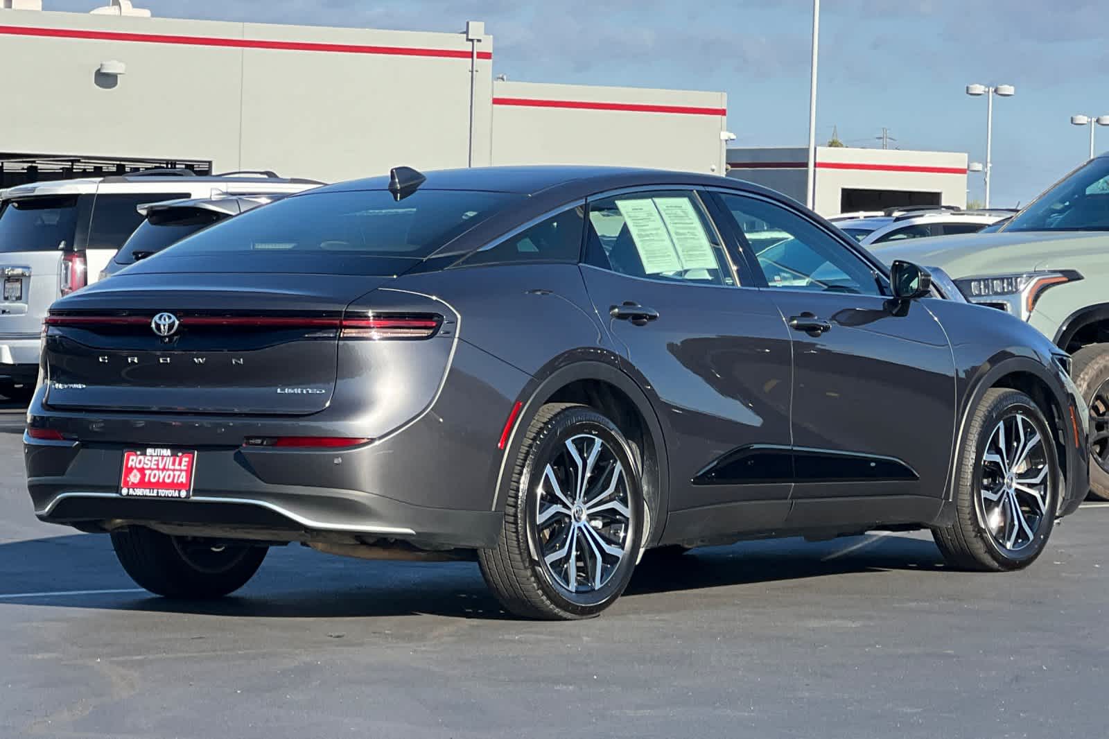 Thumbnail: 2024 Toyota Crown - 2