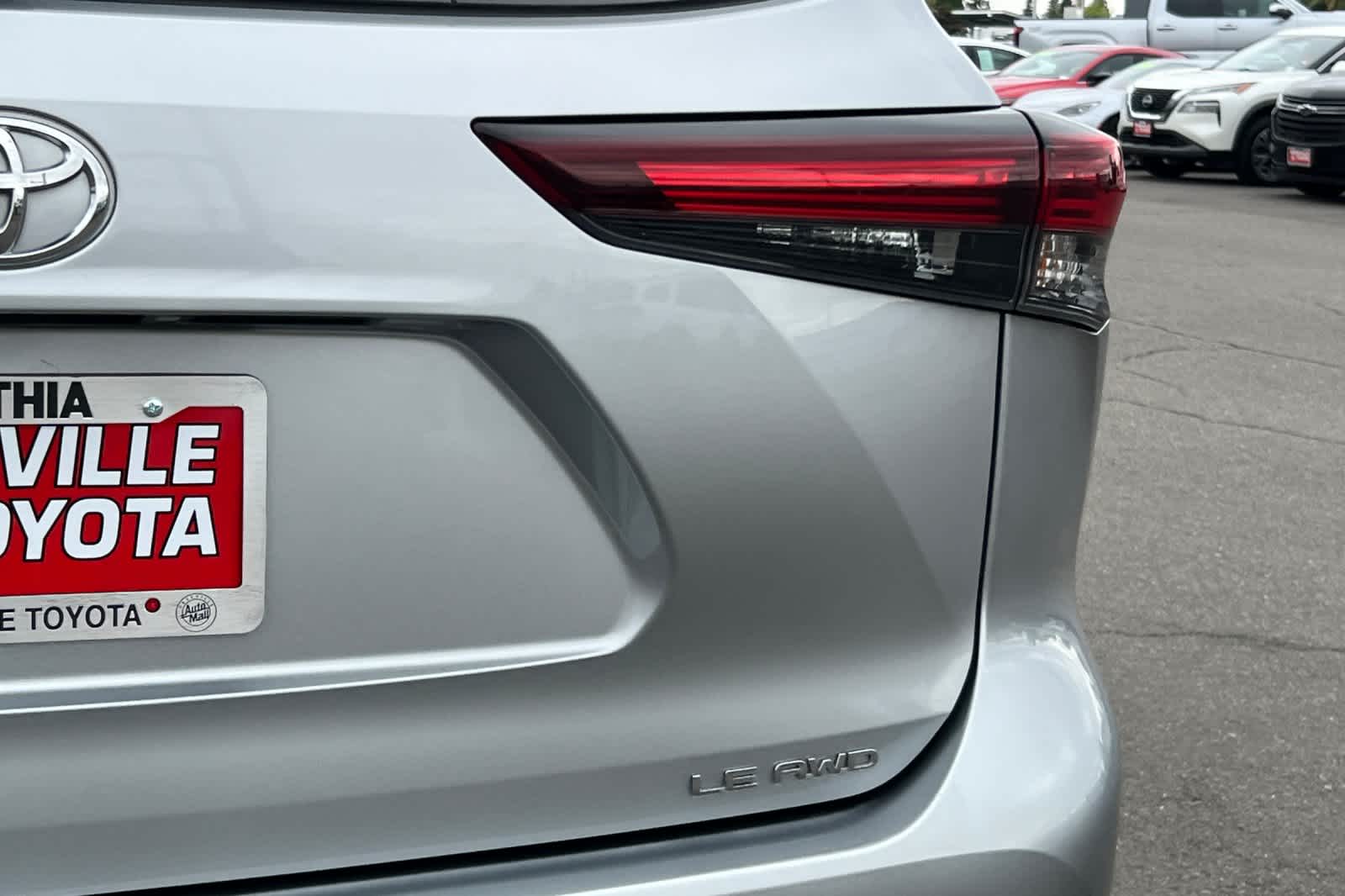 Thumbnail: 2024 Toyota Highlander - 28